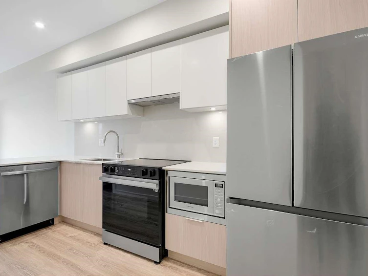W310-10828 139a Street, Surrey, BC, V3T 0V1 - 5