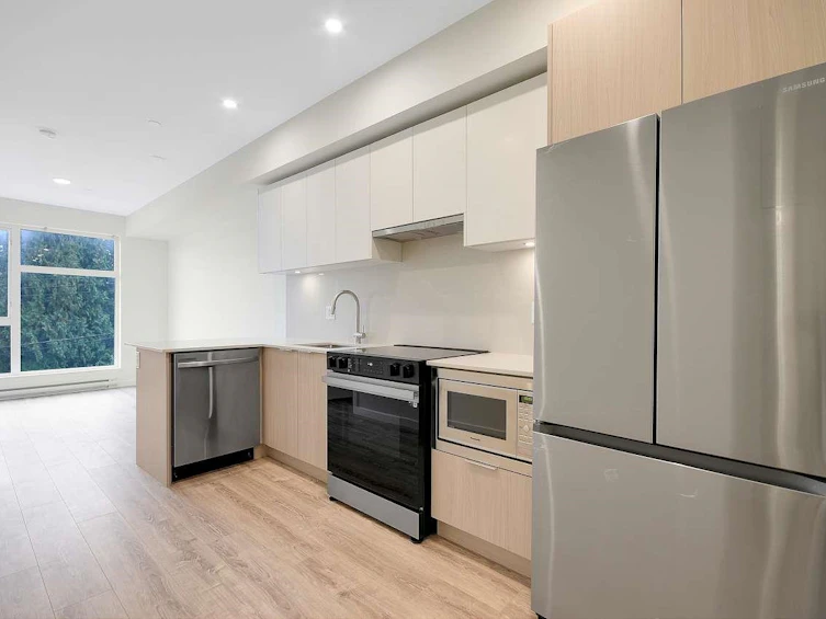 W310-10828 139a Street, Surrey, BC, V3T 0V1 - 7