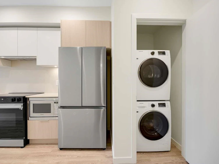 W310-10828 139a Street, Surrey, BC, V3T 0V1 - 9
