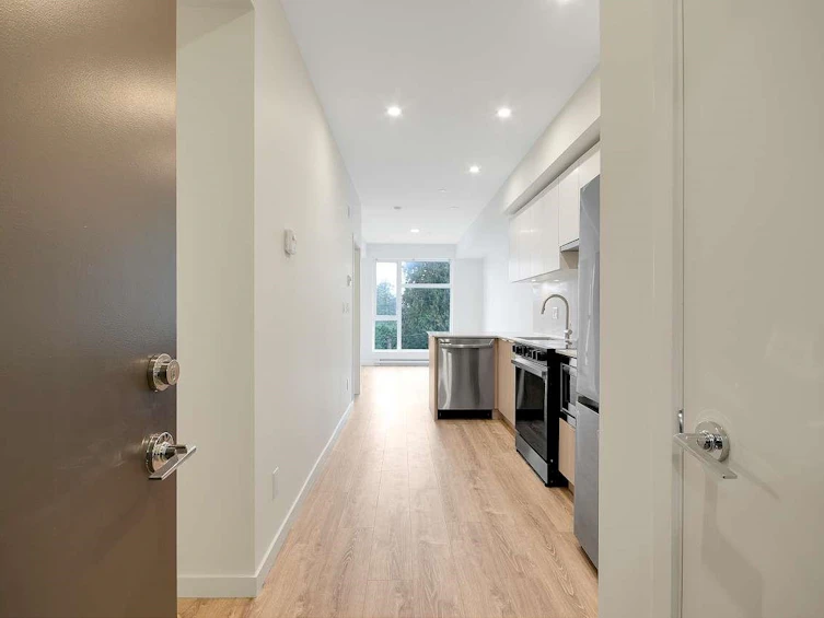 W310-10828 139a Street, Surrey, BC, V3T 0V1 - 10
