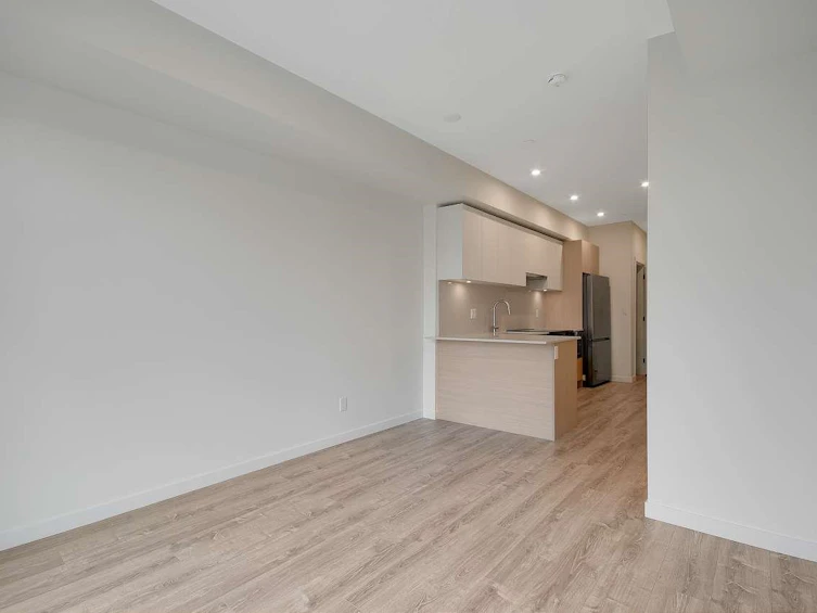 W310-10828 139a Street, Surrey, BC, V3T 0V1 - 12