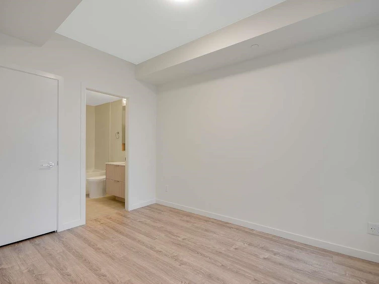 W310-10828 139a Street, Surrey, BC, V3T 0V1 - 18
