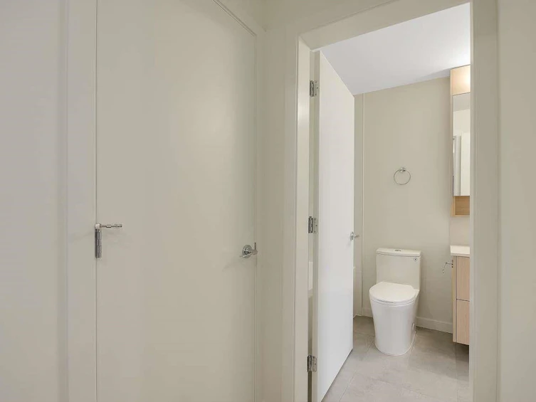 W310-10828 139a Street, Surrey, BC, V3T 0V1 - 20