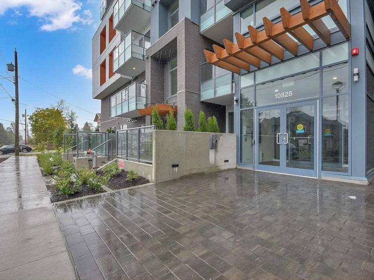 W310-10828 139a Street, Surrey, BC, V3T 0V1 - 32