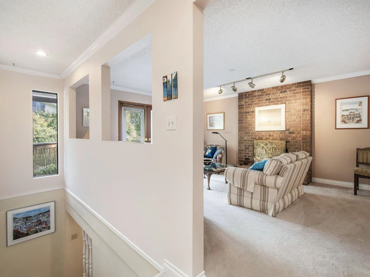 2231 Philip Avenue, North Vancouver, BC, V7P 2W7 - 5