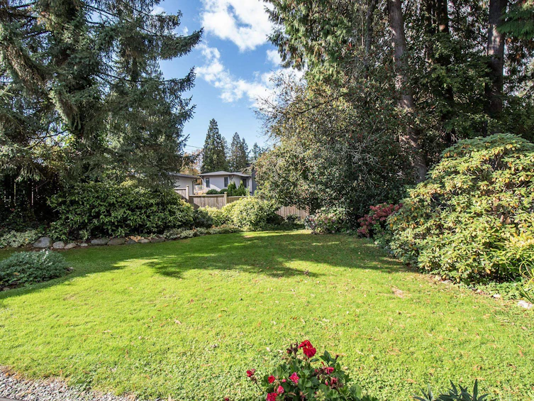 2231 Philip Avenue, North Vancouver, BC, V7P 2W7 - 17