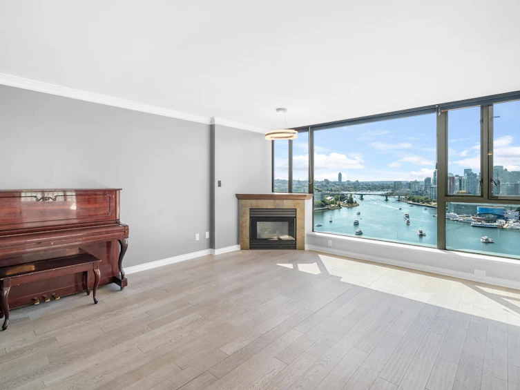 1806-1128 Quebec Street, Vancouver, BC, V6A 4E1 - 4