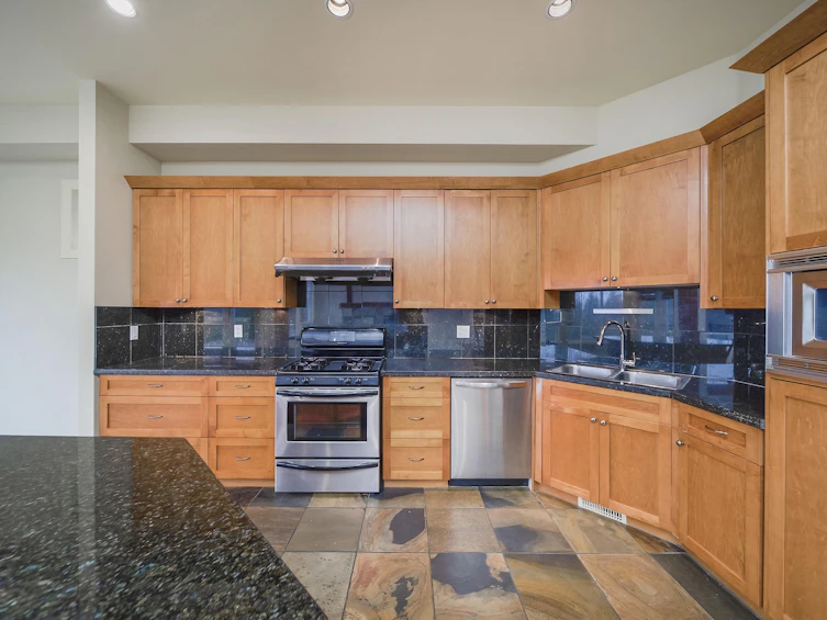 3225 Chartwell Lane, Coquitlam, BC, V3E 3N1 - 20
