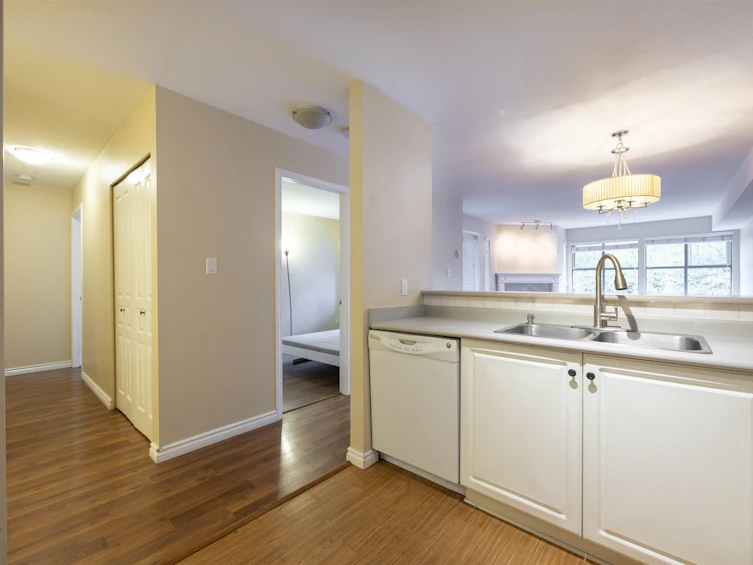 301B-7025 Stride Avenue, Burnaby, BC, V3N 4Y2 - 9