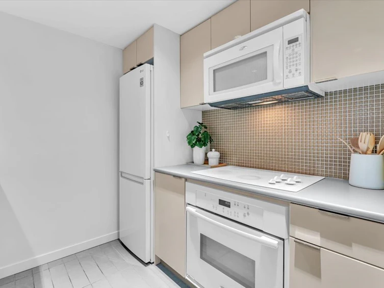1601-233 Robson Street, Vancouver, BC, V6B 0E8 - 13