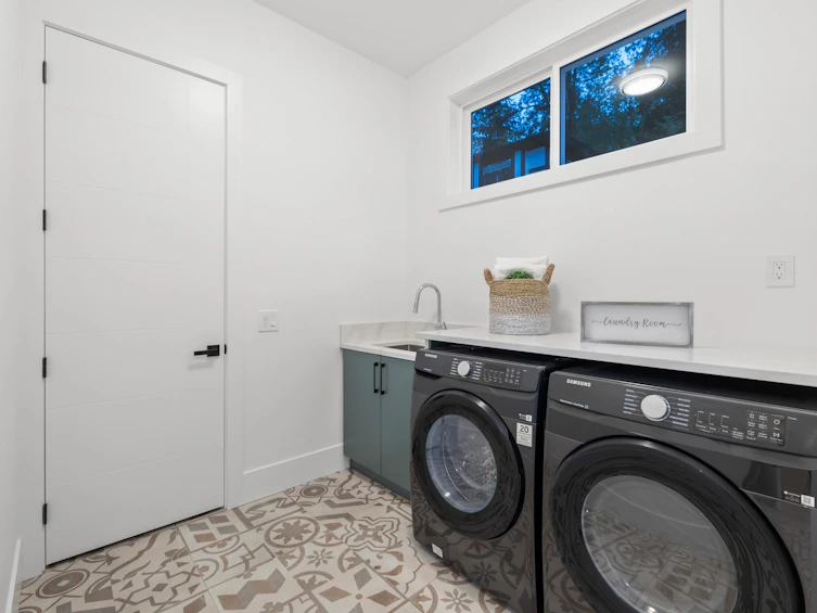 33994 Tooley Place, Mission, BC, V2V 0A4 - 16
