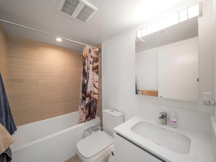 1602-5788 Gilbert Road, Richmond, BC, V6X 1B7 - 16