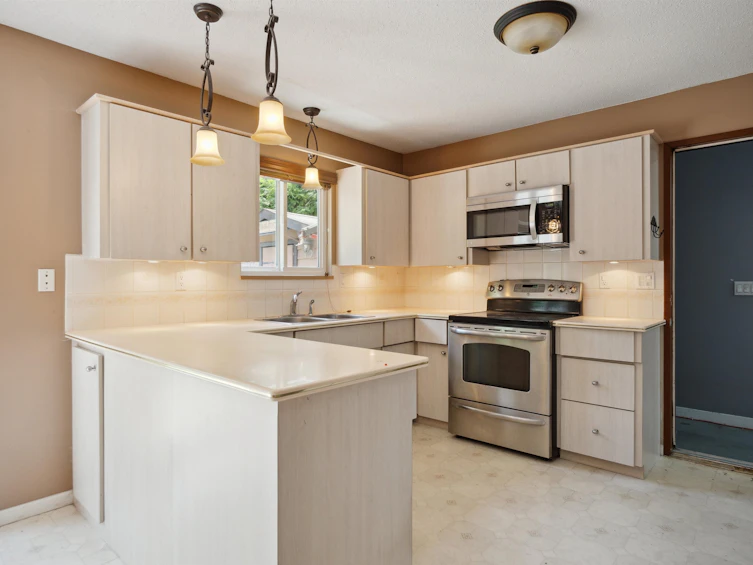 4712 46a Street, Delta, BC, V4K 4B4 - 5