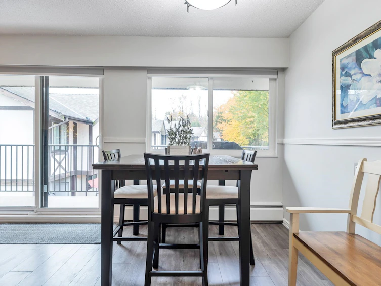 8969 Horne Street, Burnaby, BC, V3N 4J8 - 8
