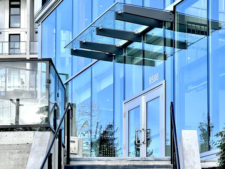 204-9580 Tower Road, Burnaby, BC, V5A 0G5 - 2