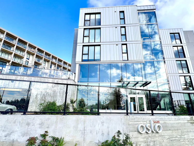 204-9580 Tower Road, Burnaby, BC, V5A 0G5