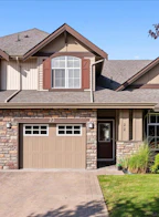 22 6577 Southdowne Place
