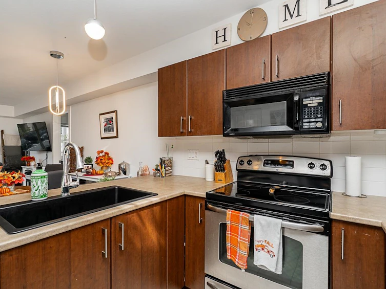 210-45561 Yale Road, Chilliwack, BC, V2P 0A8 - 5