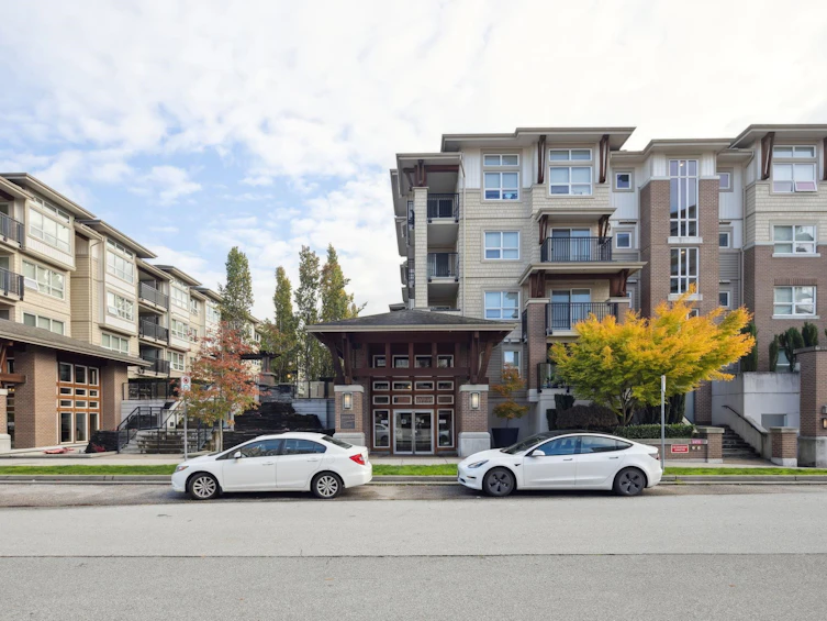 427-6828 Eckersley Road, Richmond, BC, V6Y 0E8 - 2