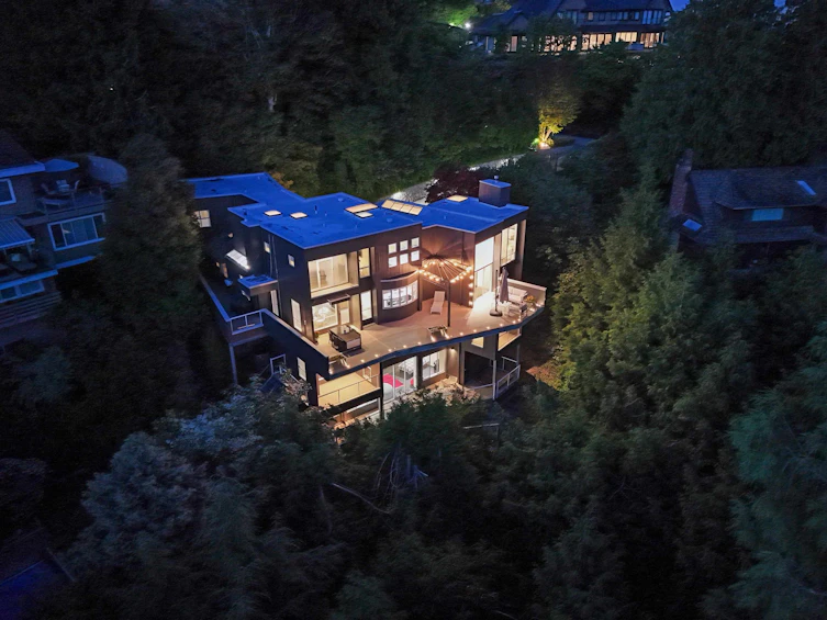 4345 Rockridge Road, West Vancouver, BC, V7W 1A6 - 2