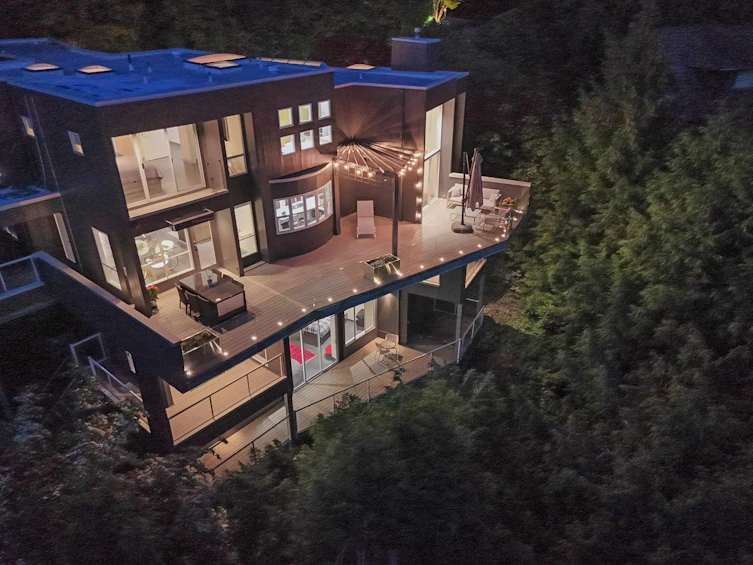 4345 Rockridge Road, West Vancouver, BC, V7W 1A6 - 4