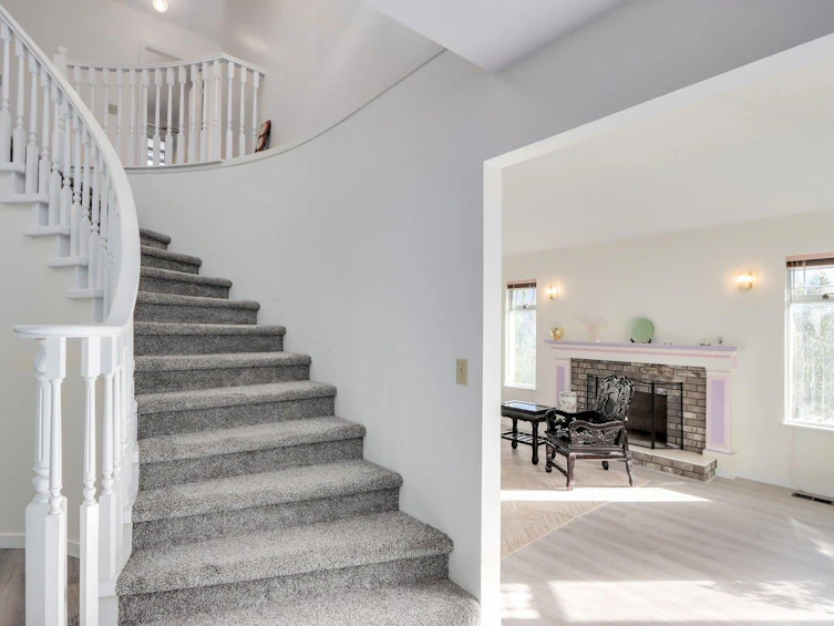 1319 Durant Drive, Coquitlam, BC, V3B 6K6 - 2