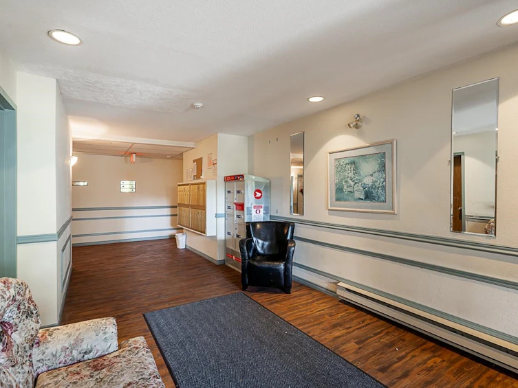 103-2567 Victoria Street, Abbotsford, BC, V2T 2T4 - 5