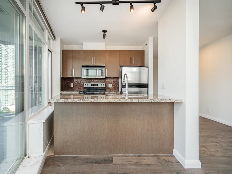 2106-888 Carnarvon Street, New Westminster, BC, V3M 0C6 - 14