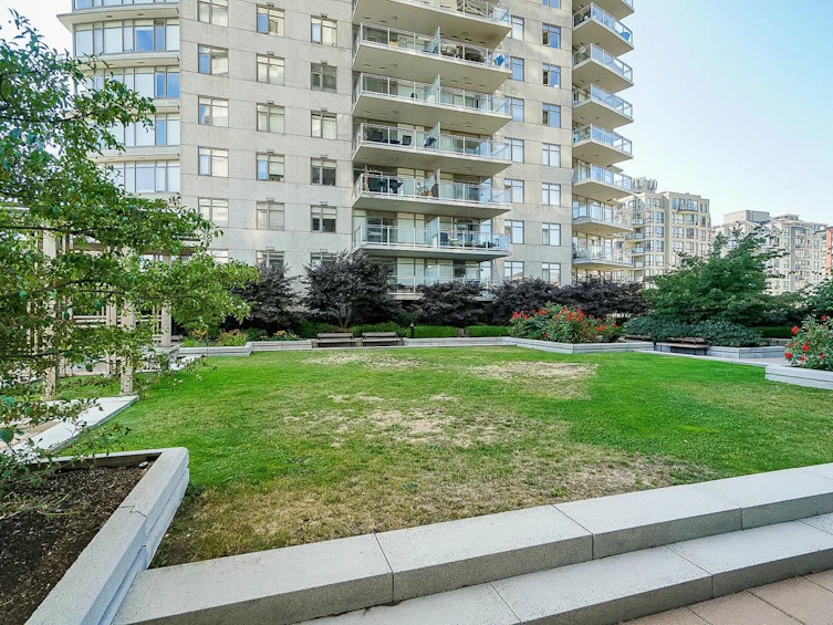 2106-888 Carnarvon Street, New Westminster, BC, V3M 0C6 - 38