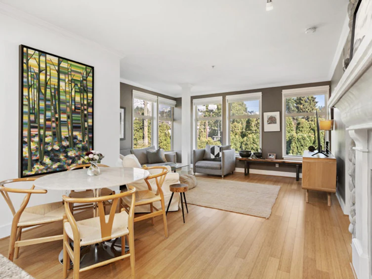 302-118 W 22nd Street, North Vancouver, BC, V7M 1Z9 - 2
