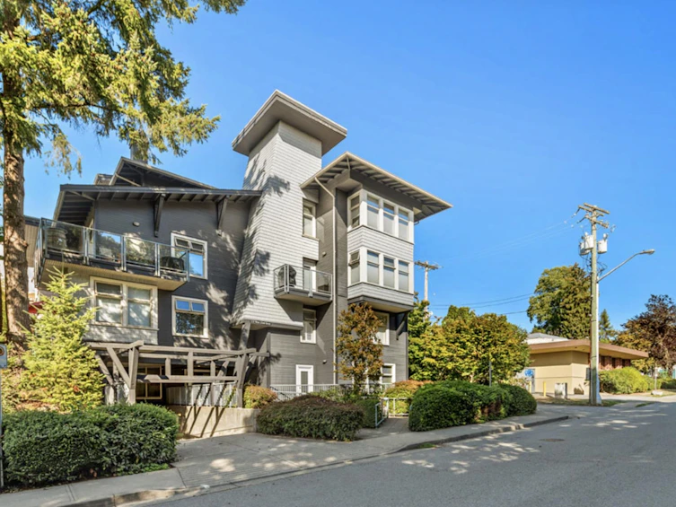 302-118 W 22nd Street, North Vancouver, BC, V7M 1Z9 - 10