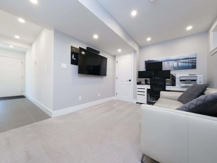 1033 Old Lillooet Road, North Vancouver, BC, V7J 3H6 - 5