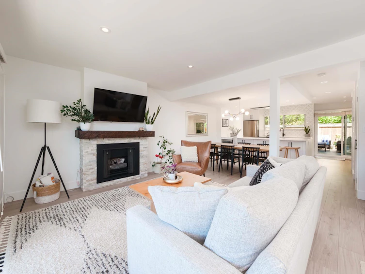 1033 Old Lillooet Road, North Vancouver, BC, V7J 3H6 - 19