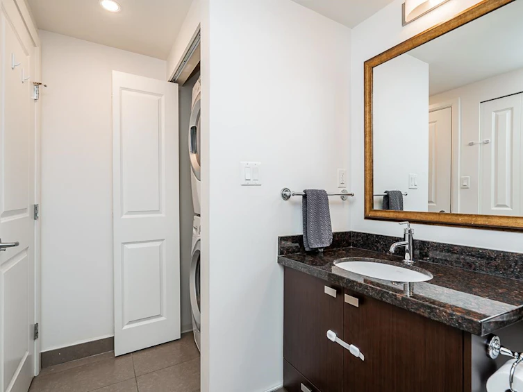 2109-888 Carnarvon Street, New Westminster, BC, V3M 0C6 - 19
