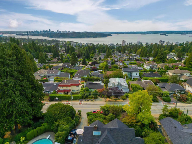 1449 Mathers Avenue, West Vancouver, BC, V7T 2G5 - 31