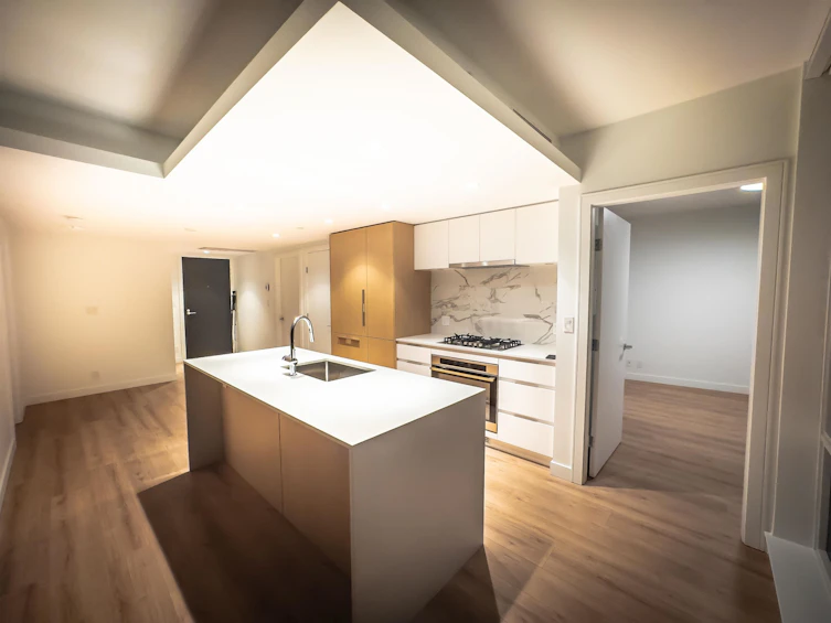 1401-1500 Fern Street, North Vancouver, BC, V7J 1H6
