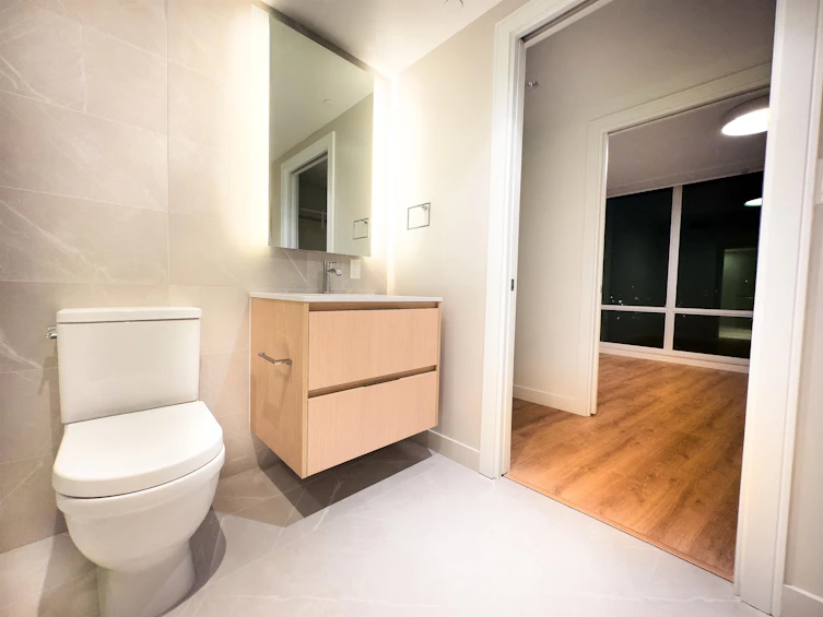 1401-1500 Fern Street, North Vancouver, BC, V7J 1H6 - 15
