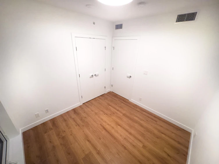 1401-1500 Fern Street, North Vancouver, BC, V7J 1H6 - 9