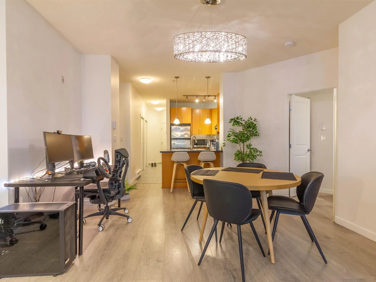 314-3651 Foster Avenue, Vancouver, BC, V5R 0A2 - 3