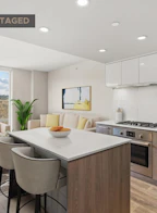 1409 680 Seylynn Crescent