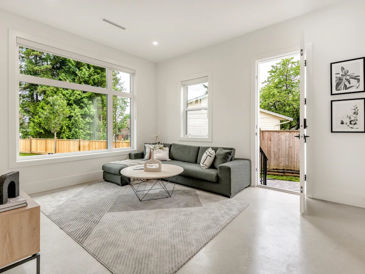 3347 Lakedale Avenue, Burnaby, BC, V5A 3C9 - 17