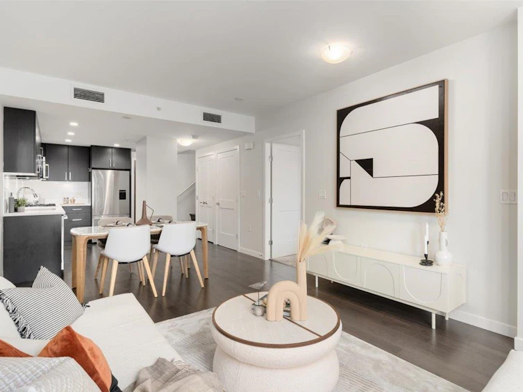 18 E 1st Avenue, Vancouver, BC, V5T 1A1 - 4