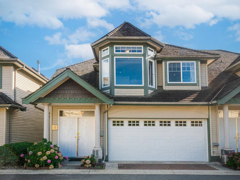 23 - 7600 Blundell Road, Richmond BC V6Y 4E1