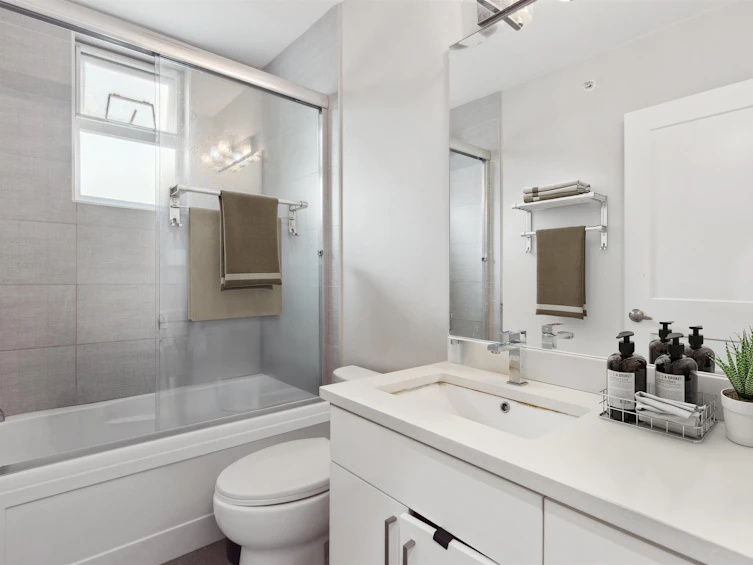 1-22711 Westminster Highway, Richmond, BC, V6V 1B6 - 13