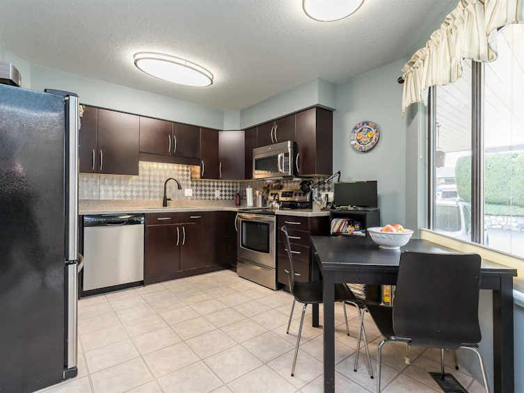 30-2962 Nelson Place, Abbotsford, BC, V2S 4N3 - 4