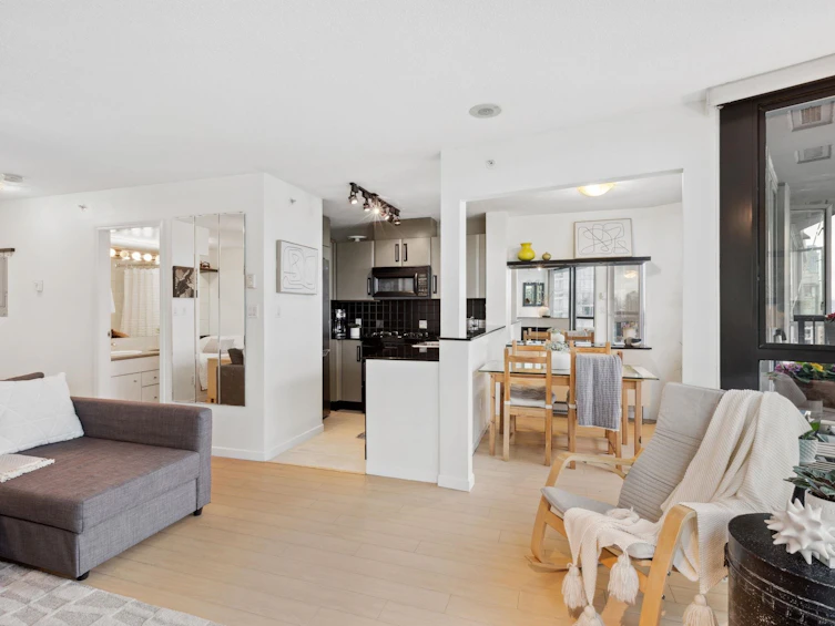 2301-501 Pacific Street, Vancouver, BC, V6Z 2X6 - 10