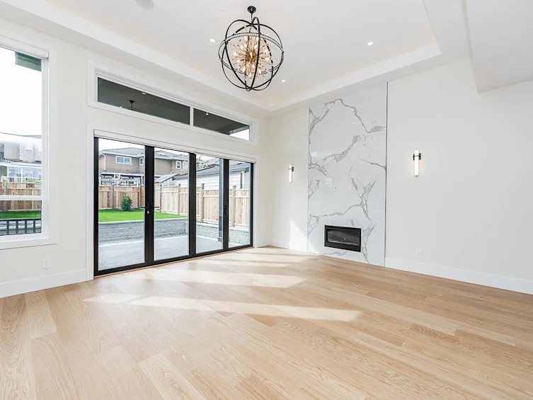 6691 Waltham Avenue, Burnaby, BC, V5H 3V6 - 4