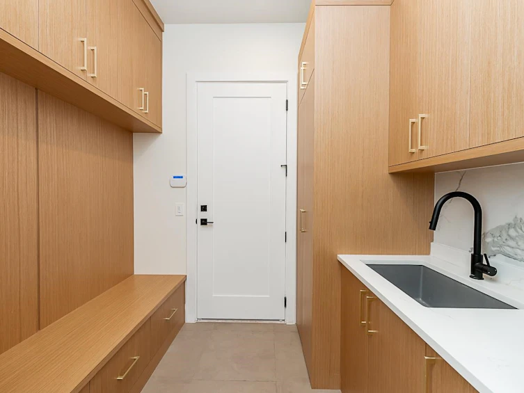 6691 Waltham Avenue, Burnaby, BC, V5H 3V6 - 12