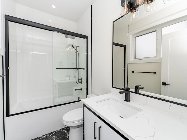 6691 Waltham Avenue, Burnaby, BC, V5H 3V6 - 22
