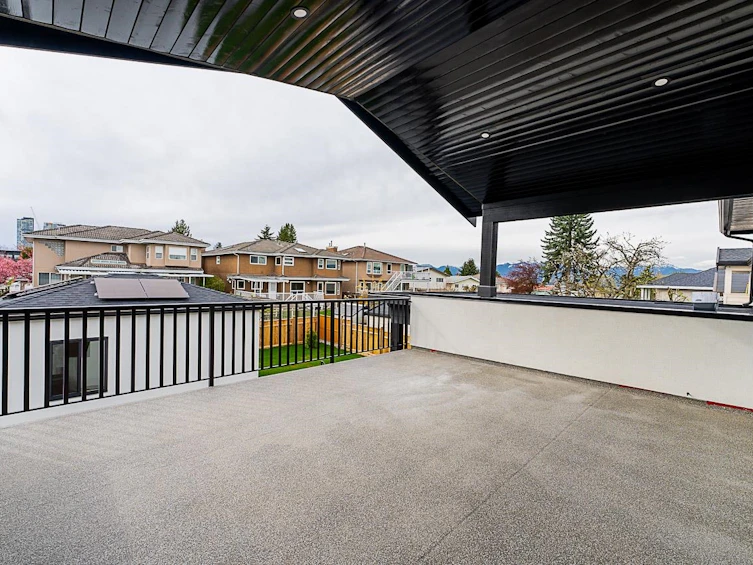 6691 Waltham Avenue, Burnaby, BC, V5H 3V6 - 24